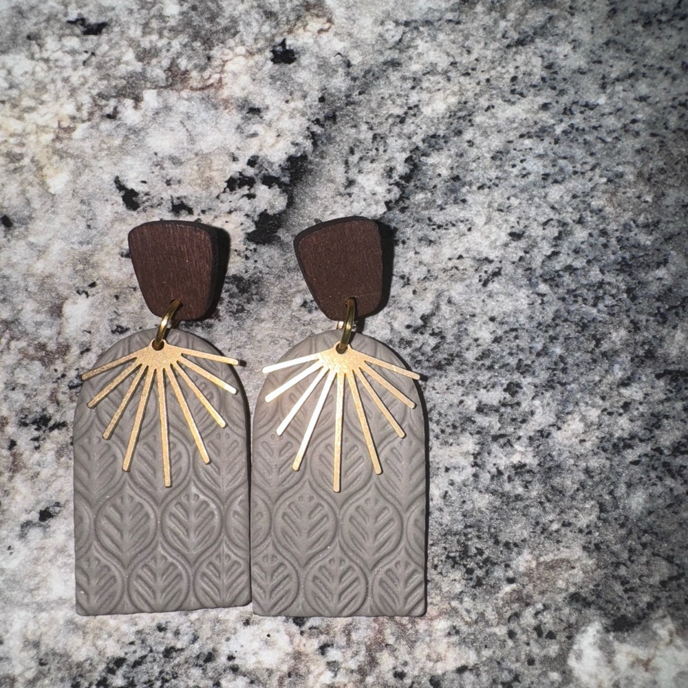 Elegant Brown and Orange Dangle Earrings